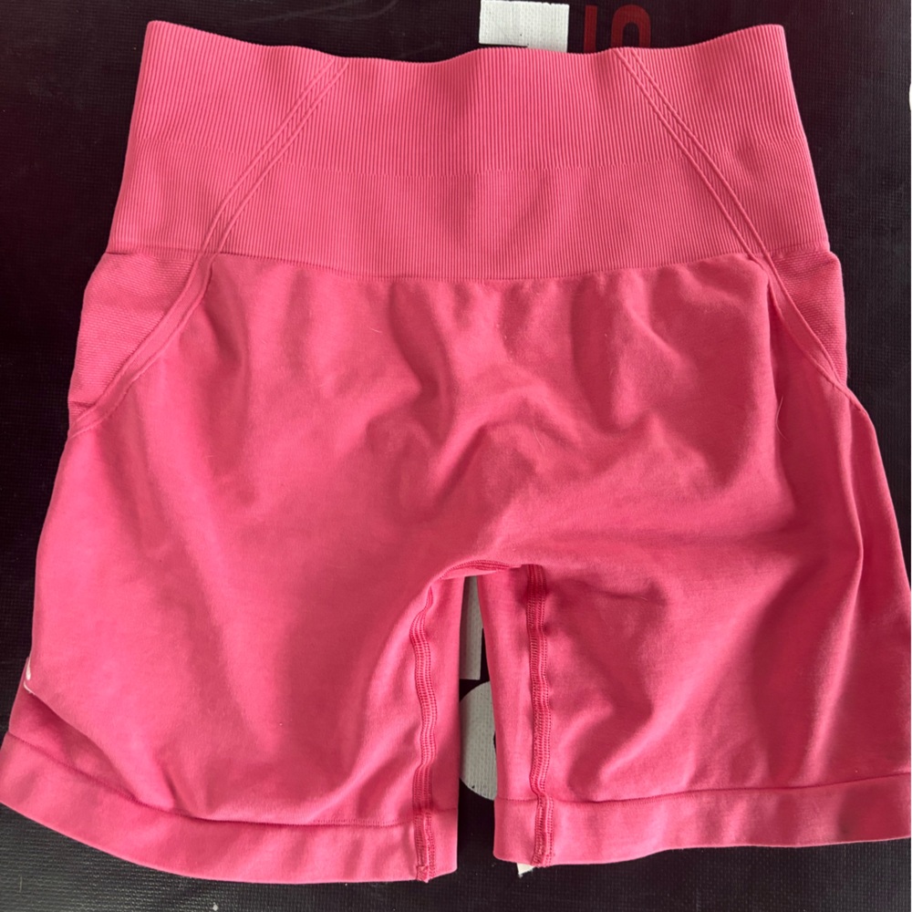 Oner active effortless seamless shorts size small